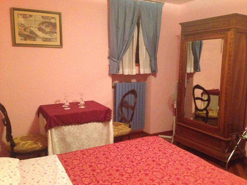 Castello D'Abruzzo Otel Ripa Teatina Oda fotoğraf