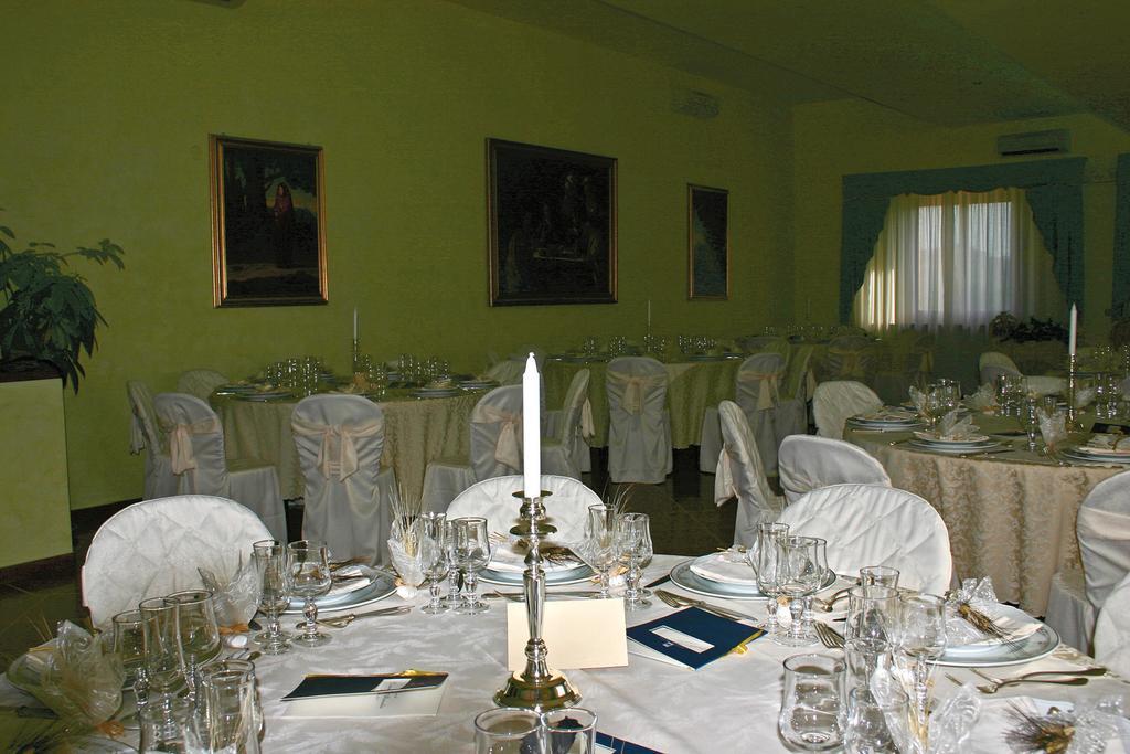 Castello D'Abruzzo Otel Ripa Teatina Dış mekan fotoğraf